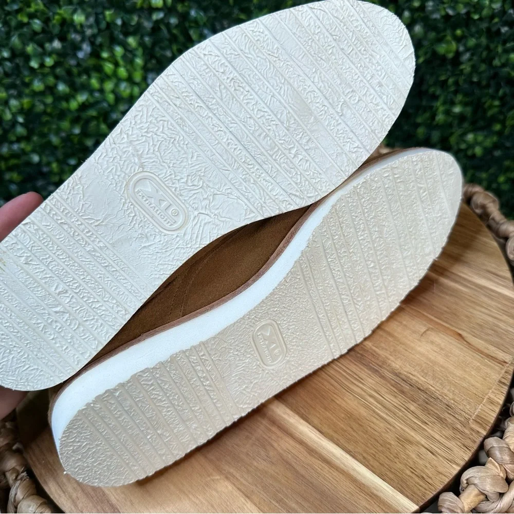 Nisolo‎ Sedona Travel Derby Shoe Tan Suede